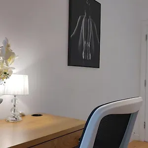 https://london-anayah-apartments.brighton-hotels-england.com