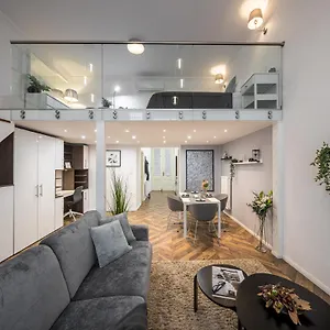  Apartment Riverside